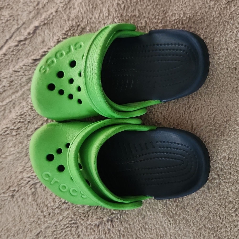 Crocks blue and green toddler size 6.